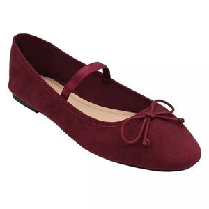 Chic Maroon Ballet Flats